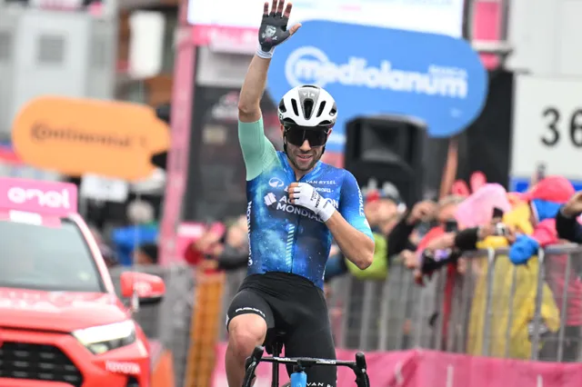 VIDEO: Hoogtepunten van etappe 19 in de Giro d'Italia 2024 waarbij Andrea Vendrame de ritzege pakt en Geraint Thomas laat ten val komt