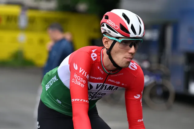"Mijn hoofd zit in de knoop. Ik was gestrest, nerveus en bang" - Attila Valter mentaal nog niet hersteld van twee valpartijen in de Giro d'Italia