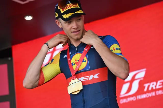 "Het is mijn schuld" - Jonathan Milan neemt de schuld op zich voor zijn slechte positionering na nipte misser in sprintetappe 18 in Giro d'Italia