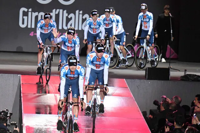 Julius van den Berg vierde afvaller van de dag in de Giro d'Italia