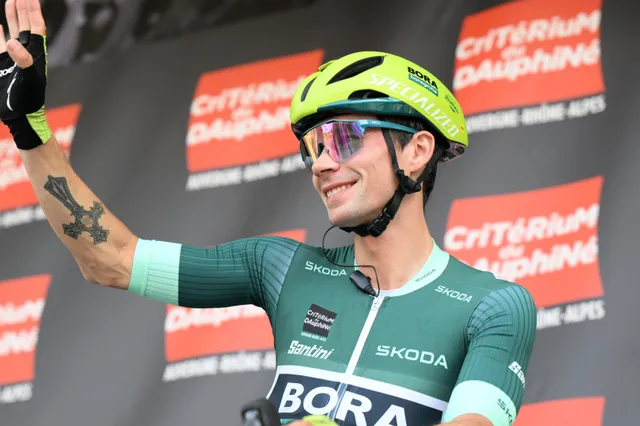 Primoz Roglic wint zesde etappe Critérium du Dauphiné en neemt gele trui over van Remco Evenepoel