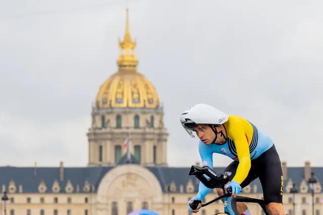 Wout van Aert pakt onverhoopt brons na Evenepoel en Ganna: "Vandaag is bevestiging dat ik in vorm ben.. maar in de laatste 5 km ging ik dood"