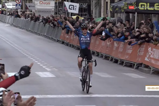 Demi Vollering begint uitstekend aan avontuur bij FDJ - Suez met solozege in openingsrit van de Setmana Valenciana Femenina