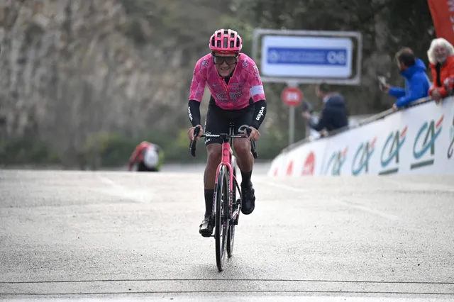 Richard Carapaz klaar om te strijden met Tadej Pogacar in Strade Bianche: "De benen voelen geweldig na een heel goed trainingsseizoen"