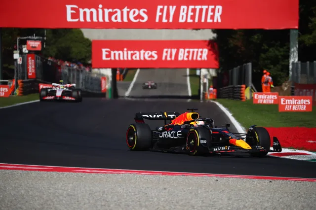Hamilton na snelste tijd in VT1 dichter bij favorieten Verstappen en Leclerc