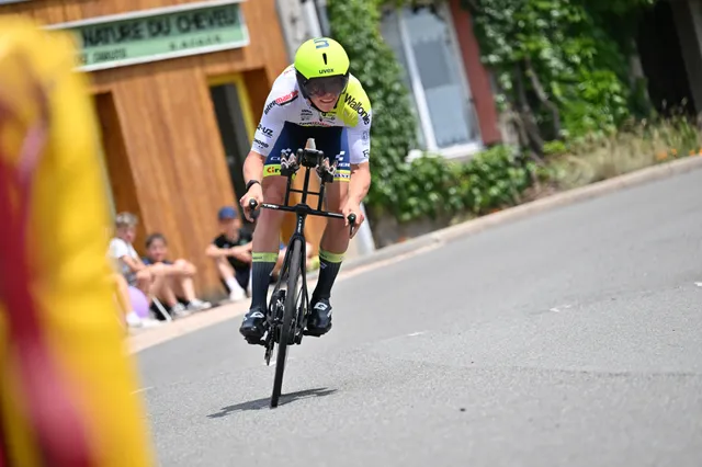 🎥 Twee renners uit ronde van Guangxi gehaald na gebaar met spleetogen