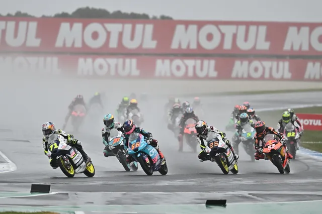 [Video] Sensatie in Moto3: Collin Veijer pakt allereerste podiumplaats