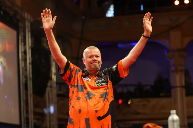 Van Barneveld weet hoe hij ver kan komen bij het WK Darts: 'Ik moet naar de sportschool'