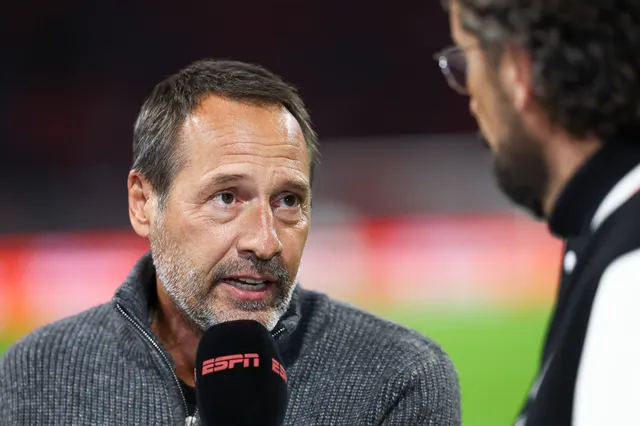 'John van 't Schip lijkt open te staan voor langer verblijf als trainer van Ajax'