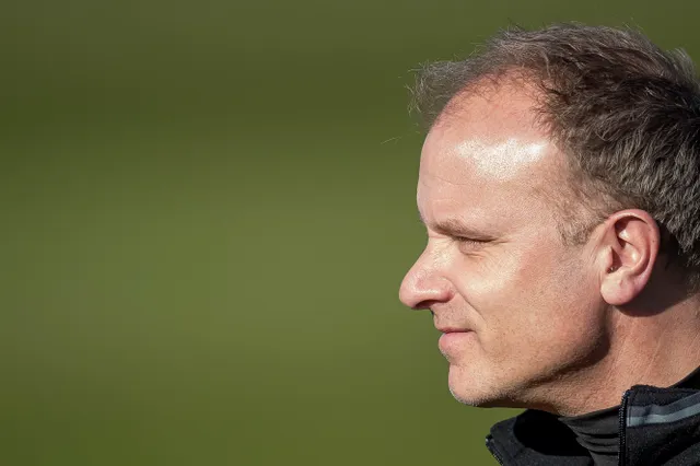 Bergkamp keert graag terug in de voetballerij, maar niet meer bij Ajax: 'Die kans is klein'
