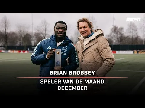 🎥[Video] Brobbey dolt met Kraay jr.: 'Dat gaat je vrouw niet leuk vinden Hans'