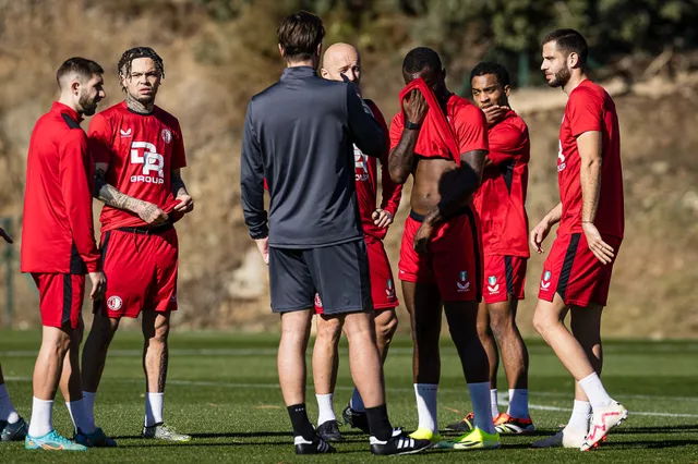 Wat moesten Feyenoord-spelers op trainingskamp met afgeplakte monden?