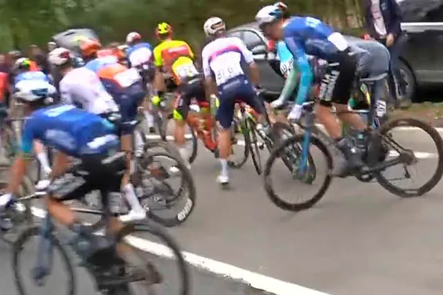 Toeschouwer zwaargewond naar ziekenhuis na botsing met renners in Ronde van Vlaanderen
