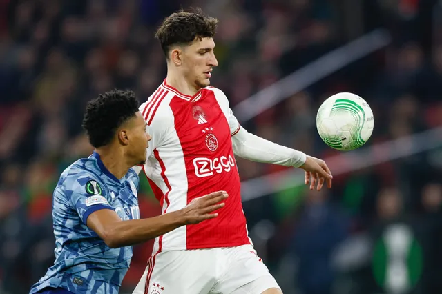 Ajax-talent strijkt alle lof op: 'Hij is echt een fikse verbetering'