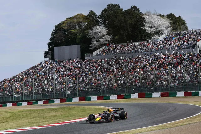 Oppermachtige Verstappen wint Grand Prix van Japan, Pérez pakt P2