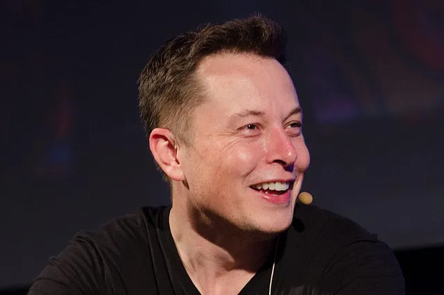 Elon Musk wil van X een bank app maken in één jaar tijd