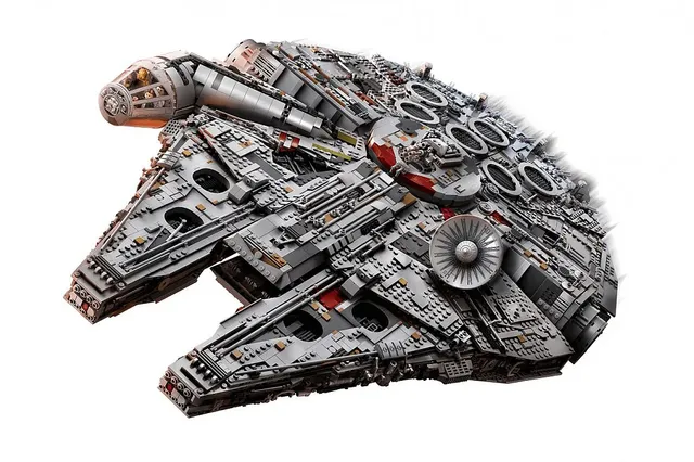 LEGO-fan weet Millennium Falcon te bouwen voor maar 10 euro