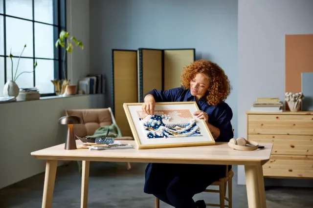 Filmtrivia, bloemenweetjes en kunstgeschiedenis: LEGO heeft het allemaal paraat