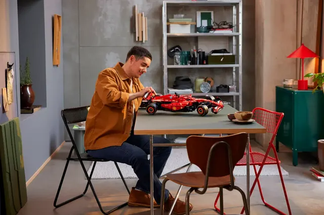 Bol gooit nieuwe F1 LEGO Ferrari al in de aanbieding