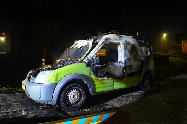 Twee keer autobrand bij dezelfde bestelbus in Waardenburg
