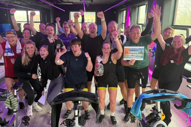 Spinningmarathon levert ruim 2.700 euro op voor goede doelen