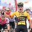 Olav Kooij caza a Jhonatan Narváez en la meta y cierra la primera semana del Giro de Italia con un triunfo tremendo en Nápoles
