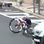 VÍDEO: ¡Tadej Pogacar sufre un accidente a 10 km de la meta de la etapa 2 del Giro de Italia!
