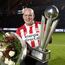 Michael van Gerwen feliciteert PSV met behalen van 25ste landstitel
