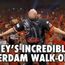 THROWBACK: De legendarische opkomst van Raymond van Barneveld bij eerste Premier League-bezoek aan Rotterdam