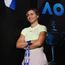 Paula Badosa, del sofá por culpa del a espalda, a luchar por cuartos de Wimbledon: "Mi corazón no lo aceptaba"