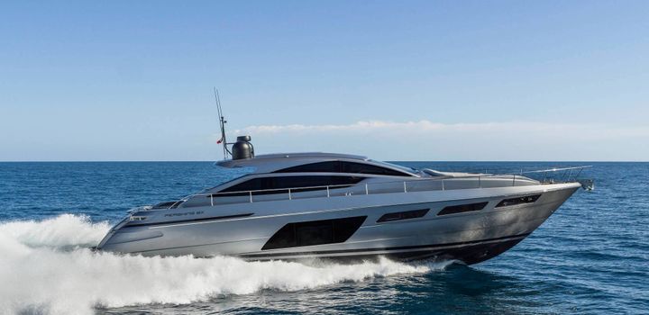 Pershing yacht Russell exterior