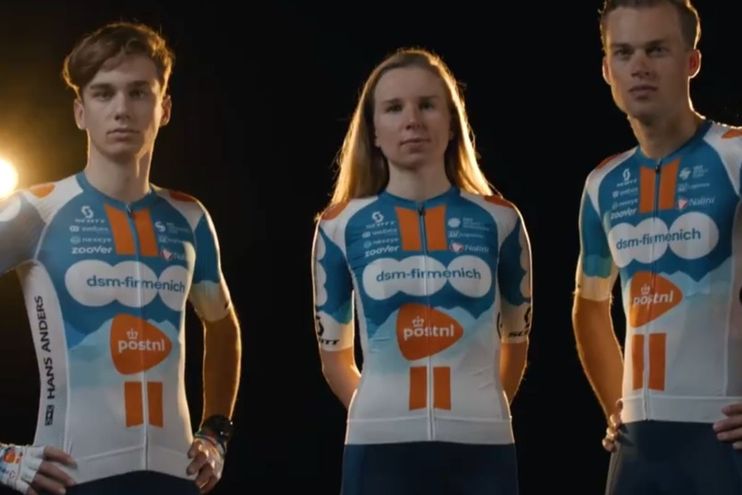 VIDEO: Team DSM-Firmenich PostNL reveal their new colours officially