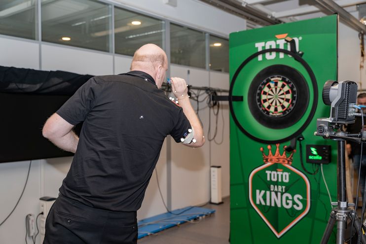 New darts top