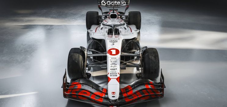 Red Bull RB21 white livery Japan GP
