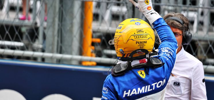 Hamilton conseguiu um ótimo terceiro lugar durante a corrida de sprint em Miami, mas enfrentou dificuldades no Grande Prêmio de domingo, terminando em oitavo lugar, 60 segundos atrás do líder.