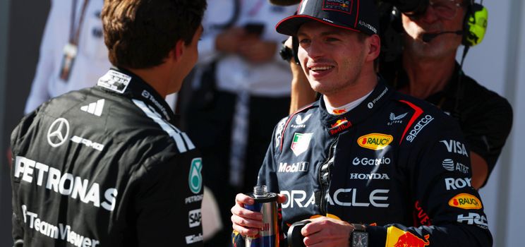 verstappen en russell in imola