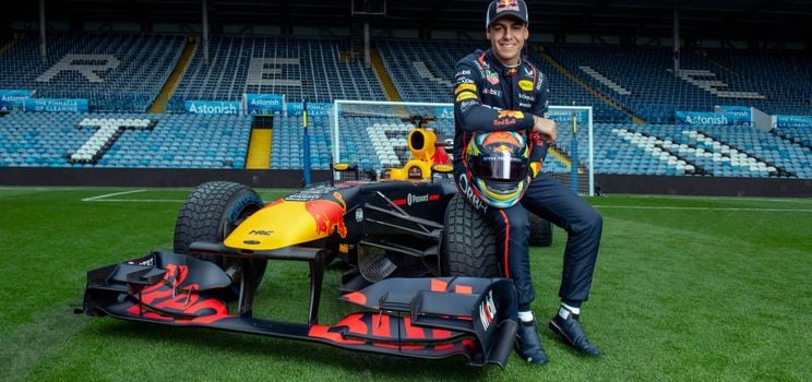 Arvid Lindblad durante una demostración para Red Bull y Leeds United