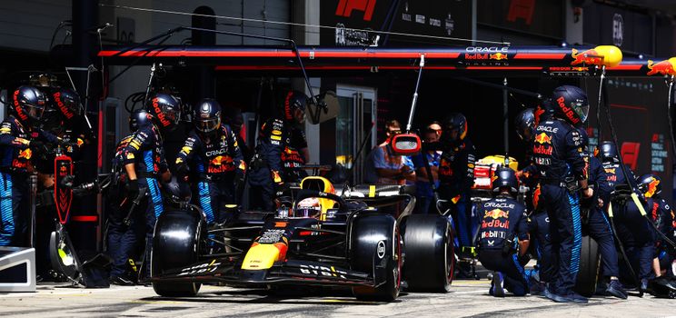 Max Verstappens Boxenstopp beim Großen Preis von Österreich führte dazu, dass Lando Norris ihn einholte und die Lücke zum Niederländer schloss.