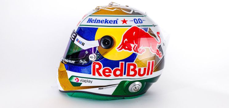max-verstappen-helm-brazilië-2025-15