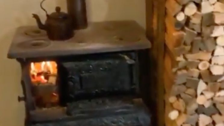 Stoken op houtvuur, maar niet alles is wat het lijkt