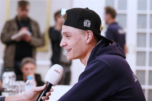 Van der Poel verbaast zichzelf nog maar eens: 'Ik snap er niks van'