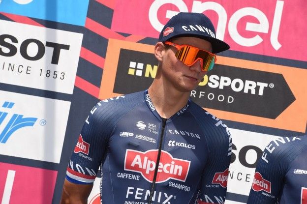 Van der Poel 'best tevreden' met verloop afgelopen week: 'Primus Classic serieuze waardemeter'