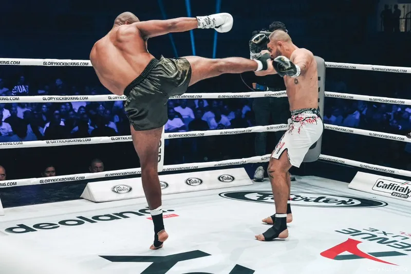 Cruciale kickbokspartij toegevoegd aan Glory 90 op 23 december: 'Nieuwe fase'