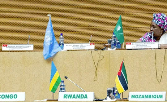 6 men are photoshopped out of world institutions