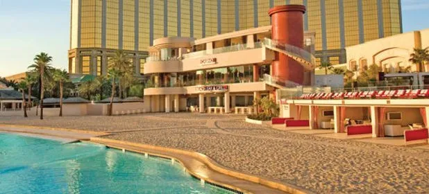 fantasy who wouldnt want to spend a week at the mandalay bay las vegas