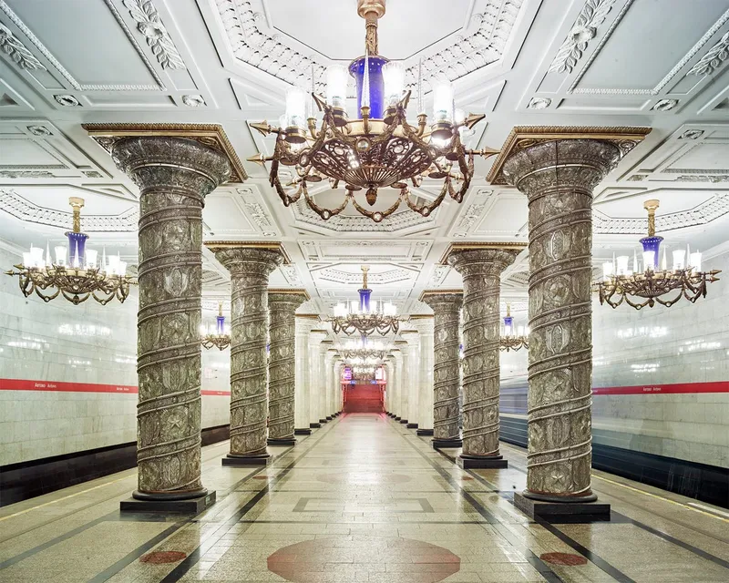 more than 75000 workers contributed to the stations design and construction their efforts would pay off as the metros beauty was instantly noticed by citizens and visitors alike