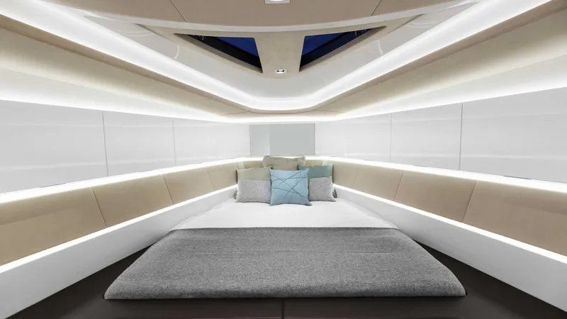 wajer 55 hr interior 01 min 4df9f851cbcc0f31964b6421f2851c84
