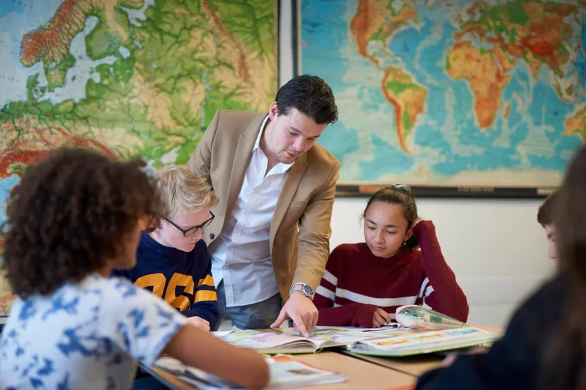 leraar onderwijs uwv scaled