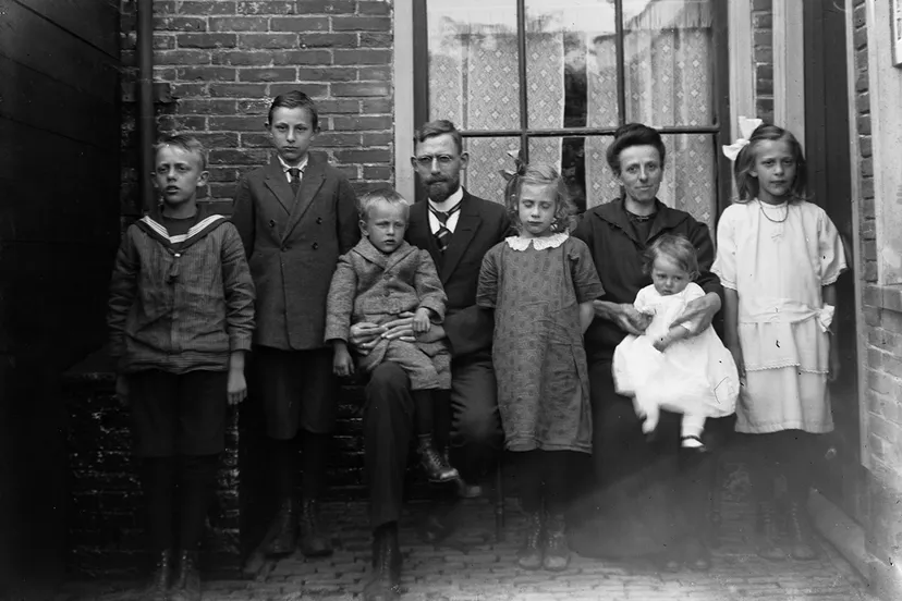 1 pb raa foto 1 gezin in achtertuin kopie