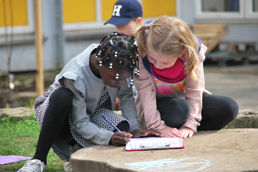 1584 6b43bc516d7bf8d6a313586a542f16f9